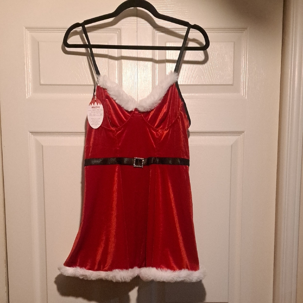 🌲Red Santa-Themed Camisole with White Trim Santa belt and adjustable straps